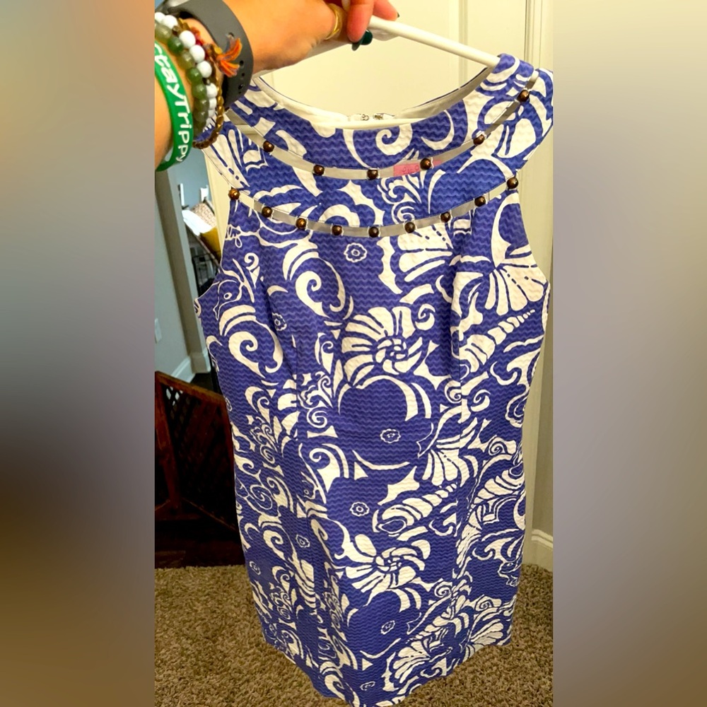 Beautiful small Lilly Pulitzer dresses.